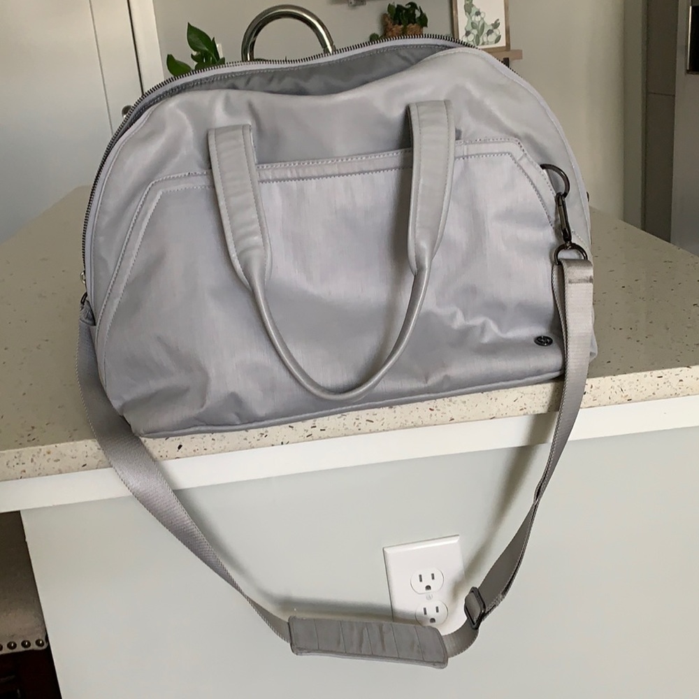 Lululemon bag